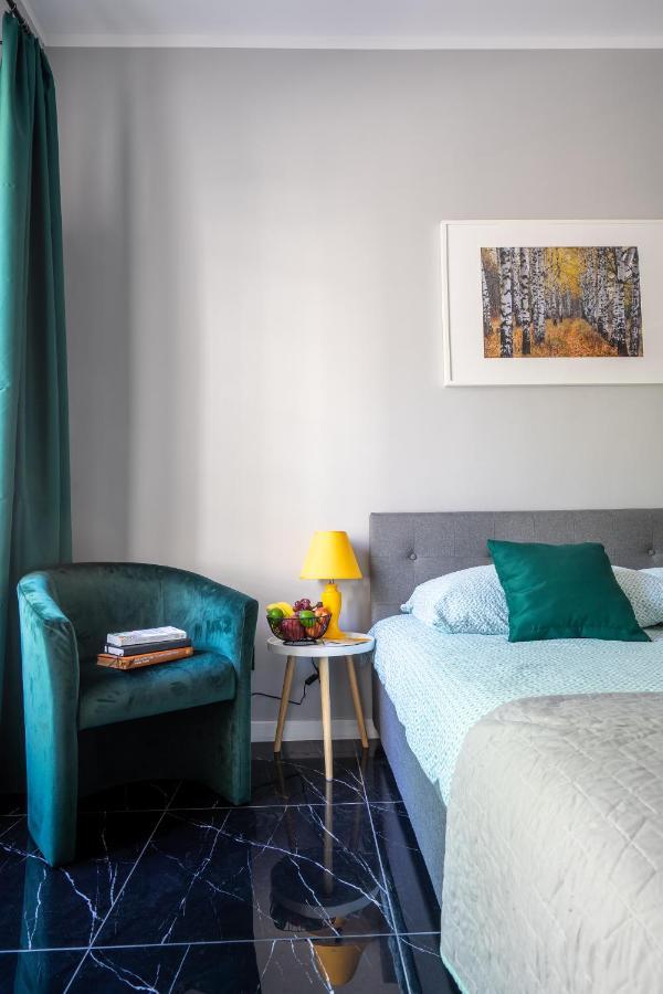 Stylish Studio In The Heart Of The City. Varsó Kültér fotó